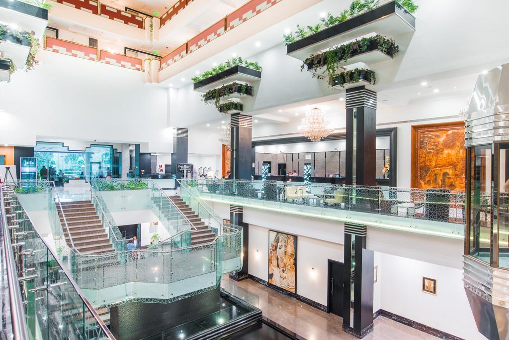 Le Meridien Bengaluru Kültér fotó